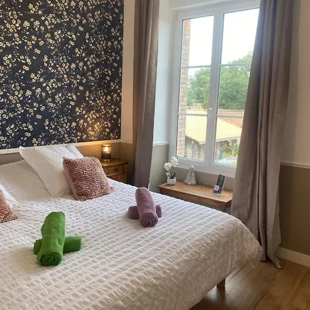 Ch2 - Manoir Du Moulinier - Campagne - Calme - Petit-dejeuner Inclus - Table D'hote Sur Reservation - Parking Gratuit