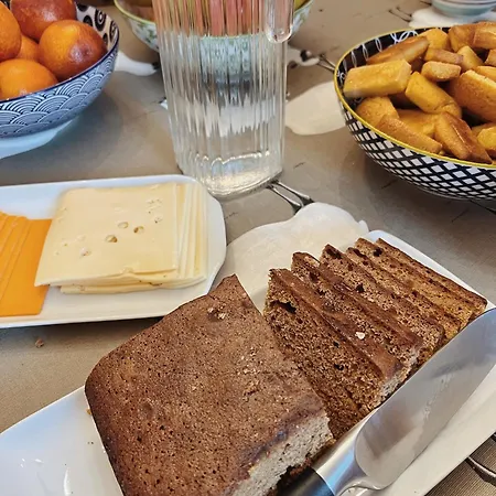 Ch2 - Manoir Du Moulinier - Campagne - Calme - Petit-dejeuner Inclus - Table D'hote Sur Reservation - Parking Gratuit La Limouzinière