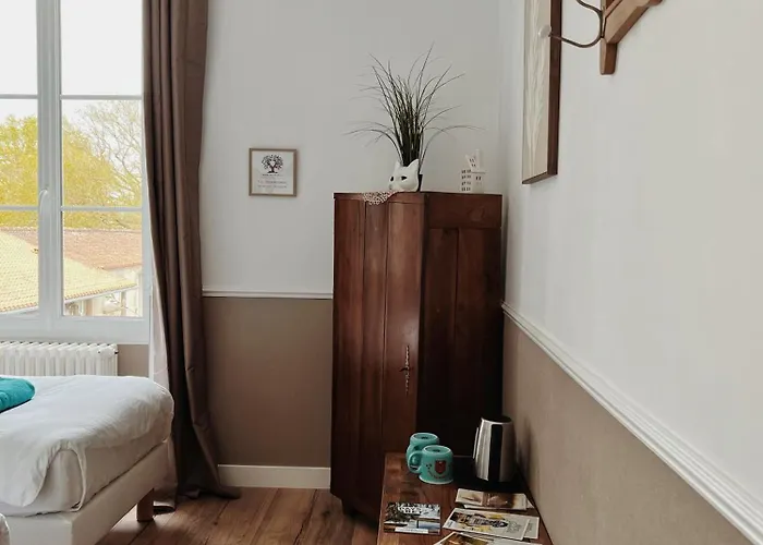 Ch2 - Manoir Du Moulinier - Campagne - Calme - Petit-déjeûner Inclus - Table D'hôte Sur Réservation - Parking Gratuit Couette-café La Limouziniere (Loire-Atlantique)