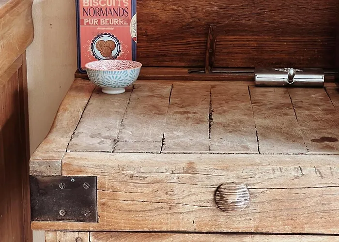 Ch2 - Manoir Du Moulinier - Campagne - Calme - Petit-déjeûner Inclus - Table D'hôte Sur Réservation - Parking Gratuit