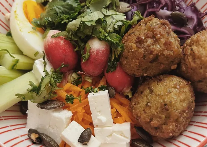 Ch2 - Manoir Du Moulinier - Campagne - Calme - Petit-déjeûner Inclus - Table D'hôte Sur Réservation - Parking Gratuit Couette-café 3*