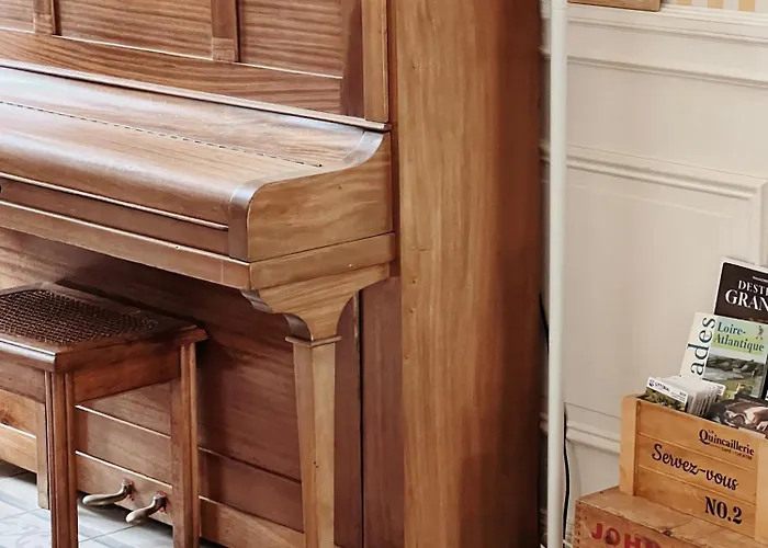 Ch2 - Manoir Du Moulinier - Campagne - Calme - Petit-déjeûner Inclus - Table D'hôte Sur Réservation - Parking Gratuit Couette-café La Limouziniere (Loire-Atlantique)